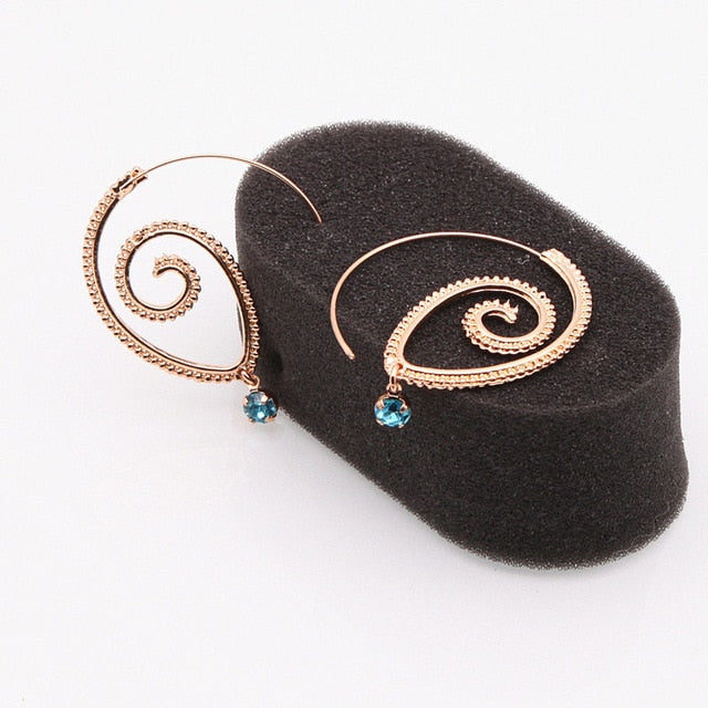 E0448 Bohemian Style Swirl Hoop Earring For Women Gold Color Big Circle Earring Vintage Crystal Party Accessories Ethnic Jewelry