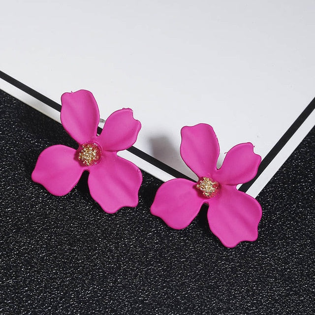 Korean Style Cute Flower Stud Earrings For Women 2018 New Fashion Sweet Earrings Femme Brinco Wholesale Jewelry